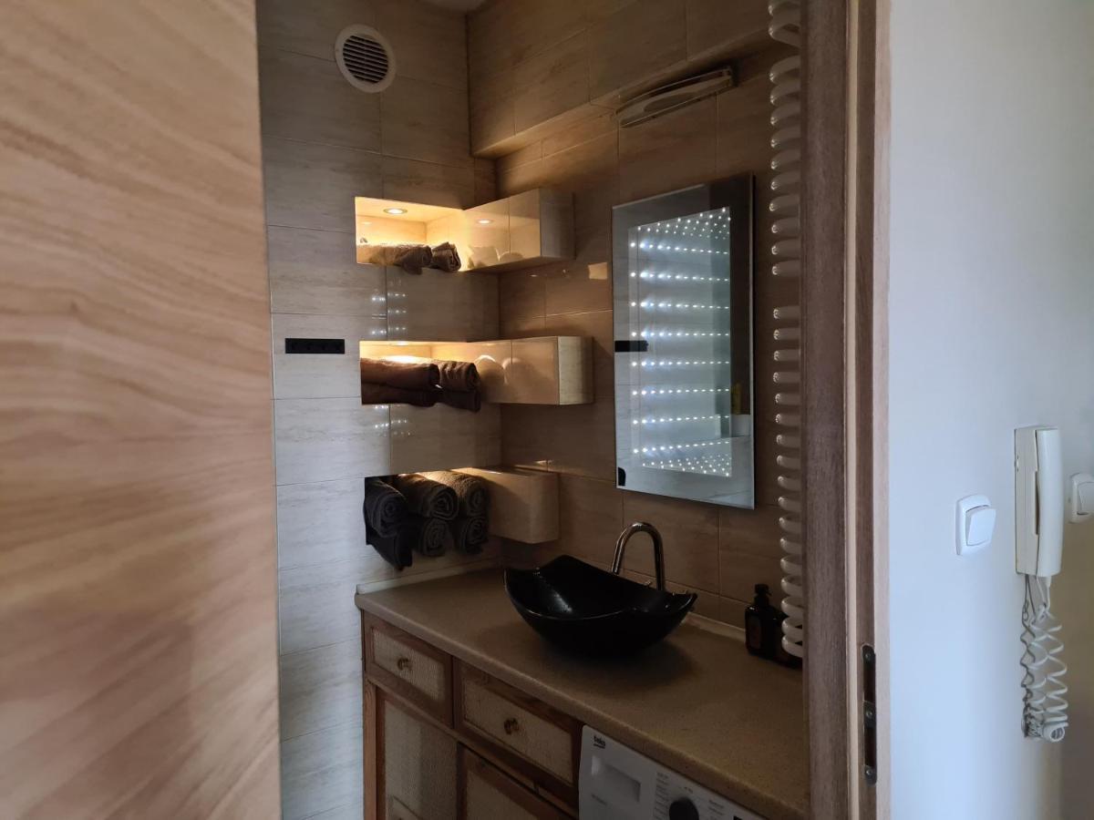 Yakuzza Apartments Гижицко Екстериор снимка